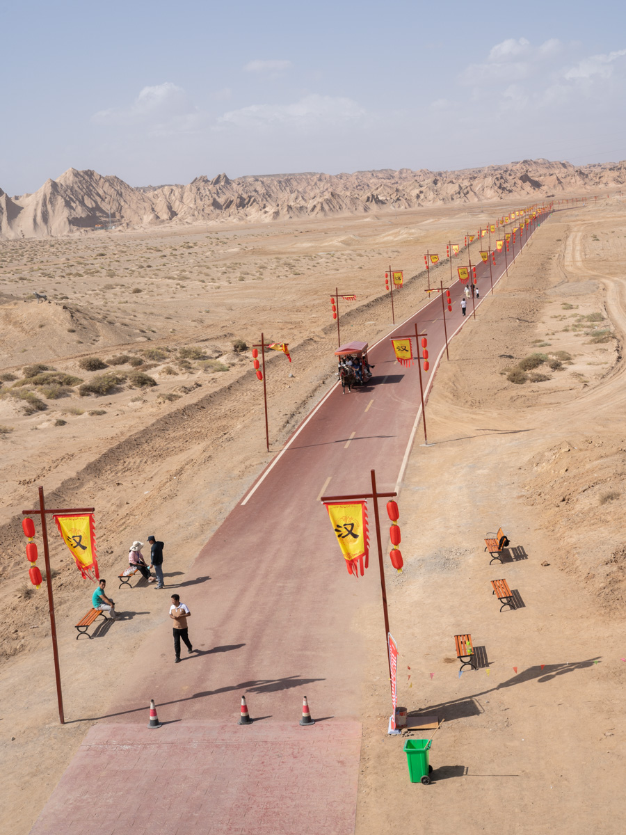Song of the Southern Tianshan 07